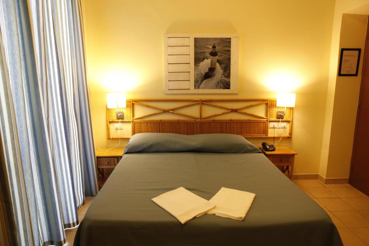 Hotel Giulia Porto Azzurro